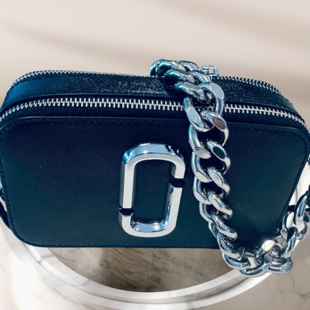 Marc Jacobs Snap Shot bag